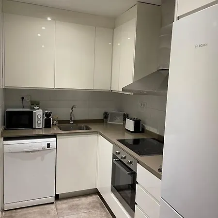 Nice Apartment 2 Bedrooms Well Connected Cornella de Llobregat Exterior photo
