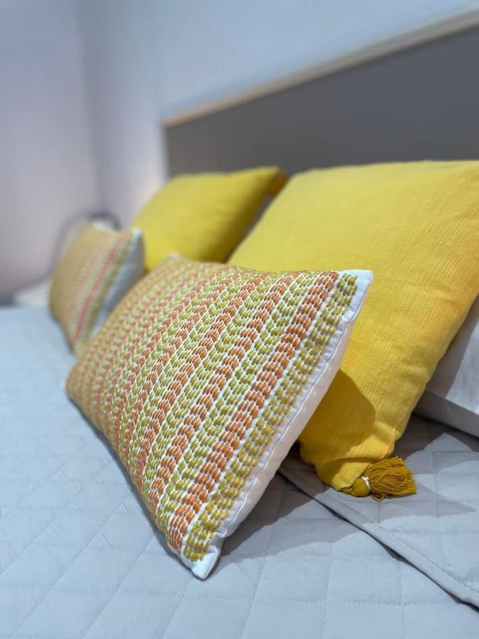 2 Bedrooms Well Connected Cornella de Llobregat
